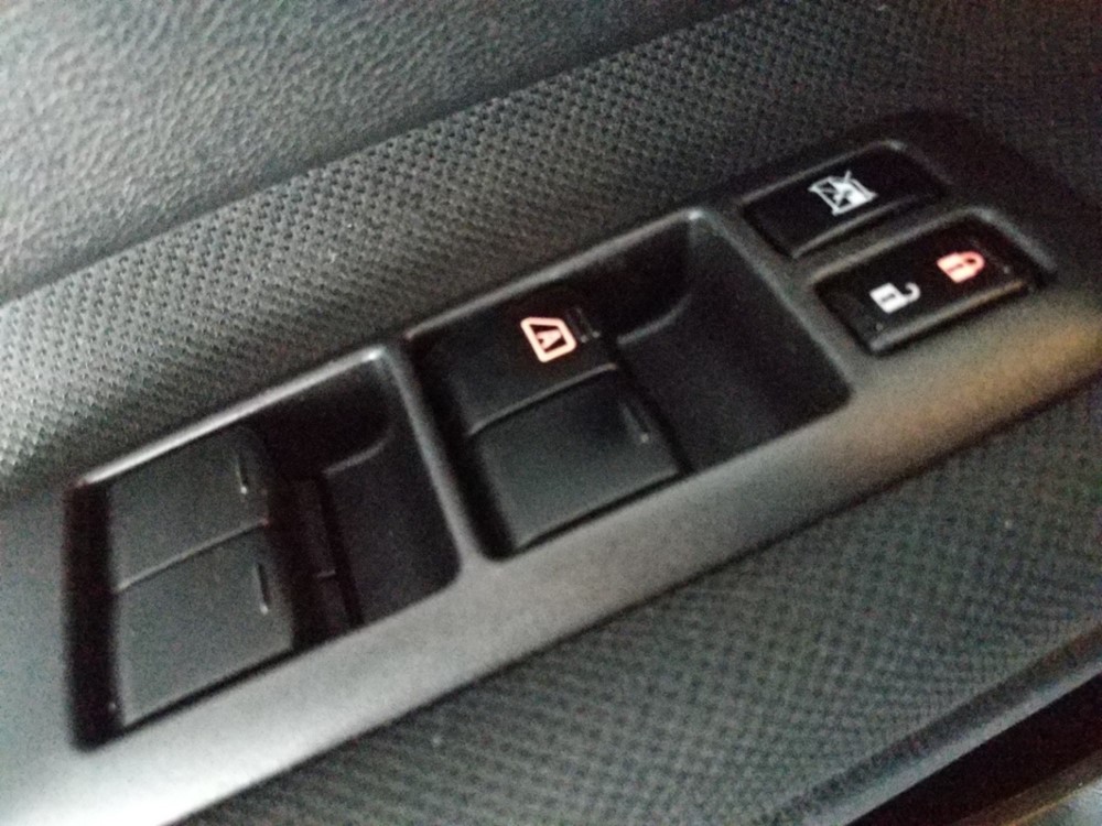 2015 Nissan Rogue - Driver Power Windows/Lock Control