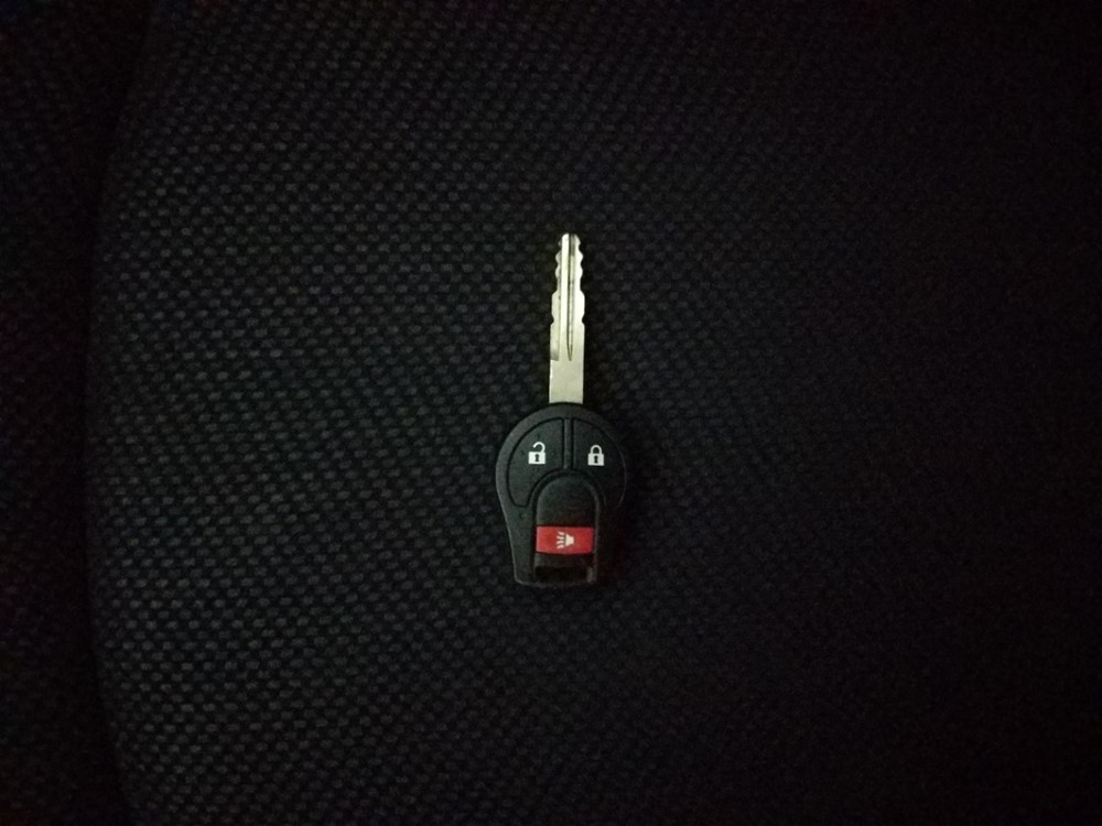 2015 Nissan Rogue - Keys