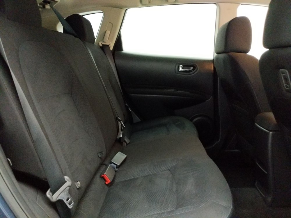 2015 Nissan Rogue - Passenger Rear Seat