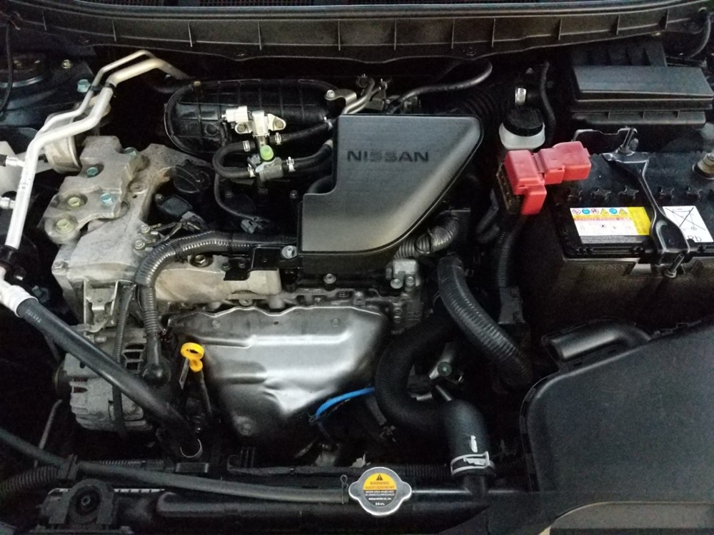 2015 Nissan Rogue - Engine