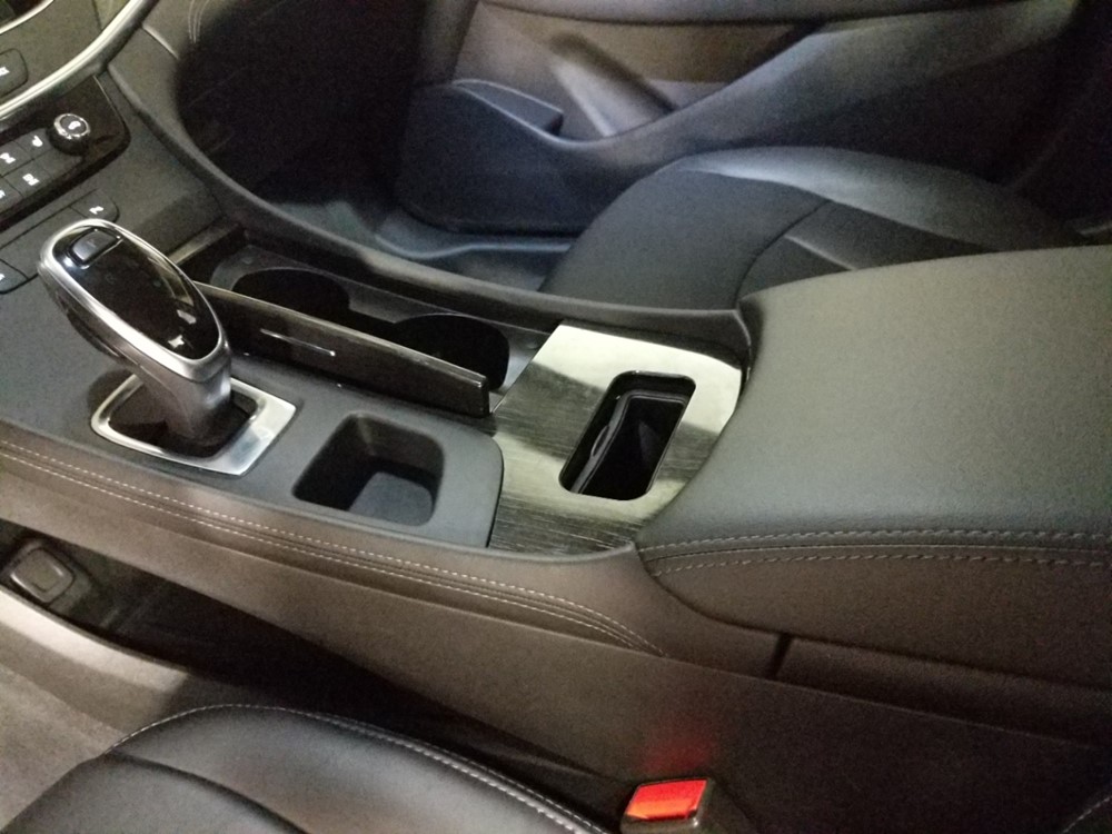 2018 Buick LaCrosse - Center Console/Cup Holders