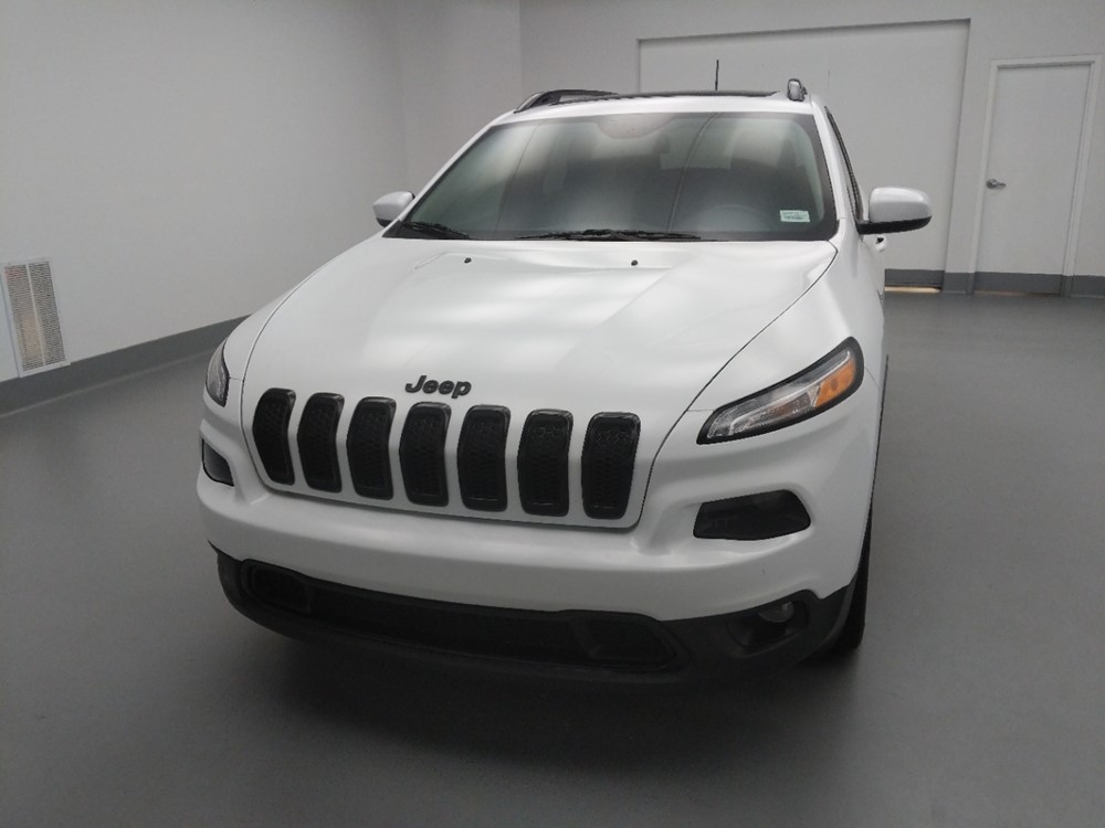 2016 Jeep Cherokee - Driver Front Hood