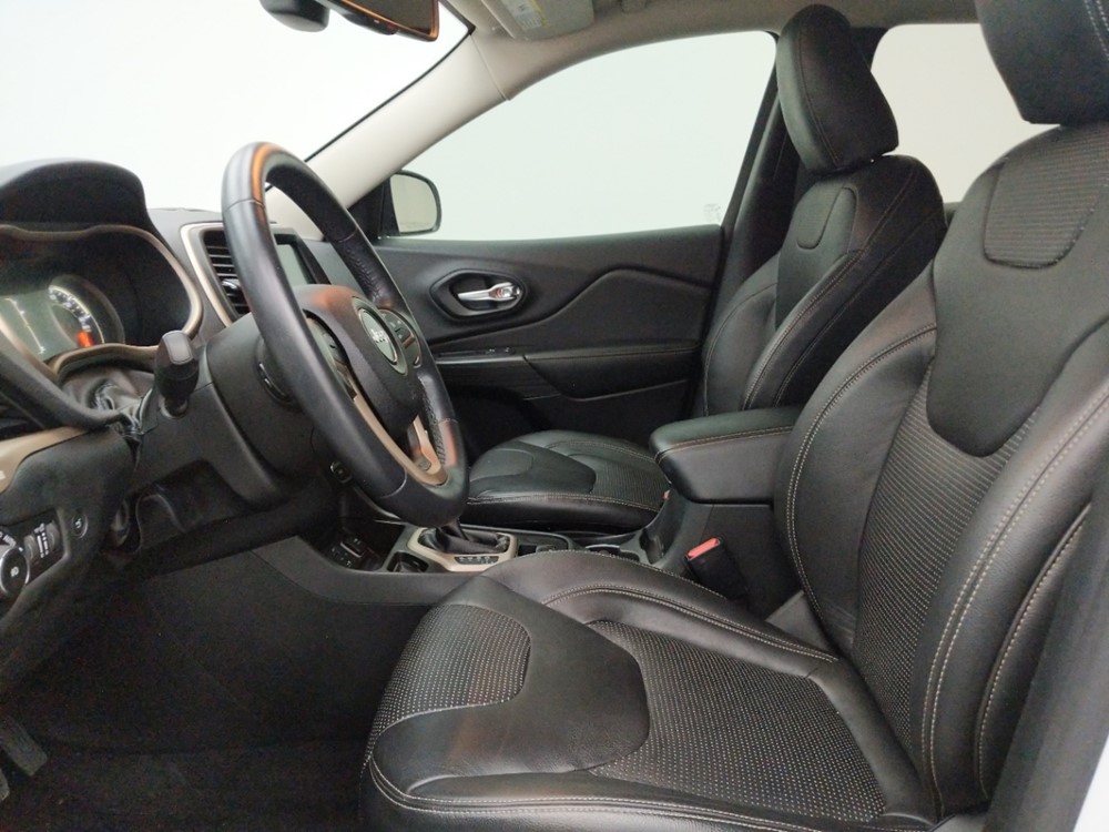 2016 Jeep Cherokee - Driver Front Seat