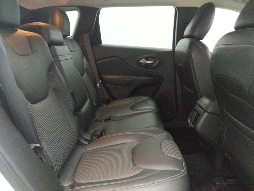 2016 Jeep Cherokee - Passenger Rear Seat