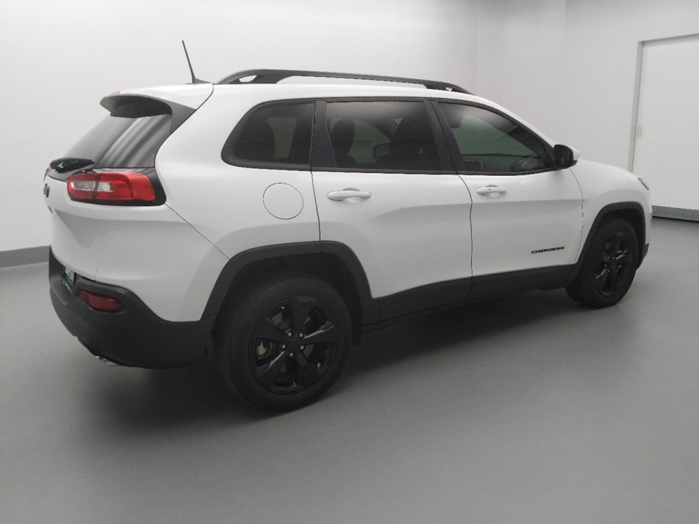 2016 Jeep Cherokee - Passenger Rear Side