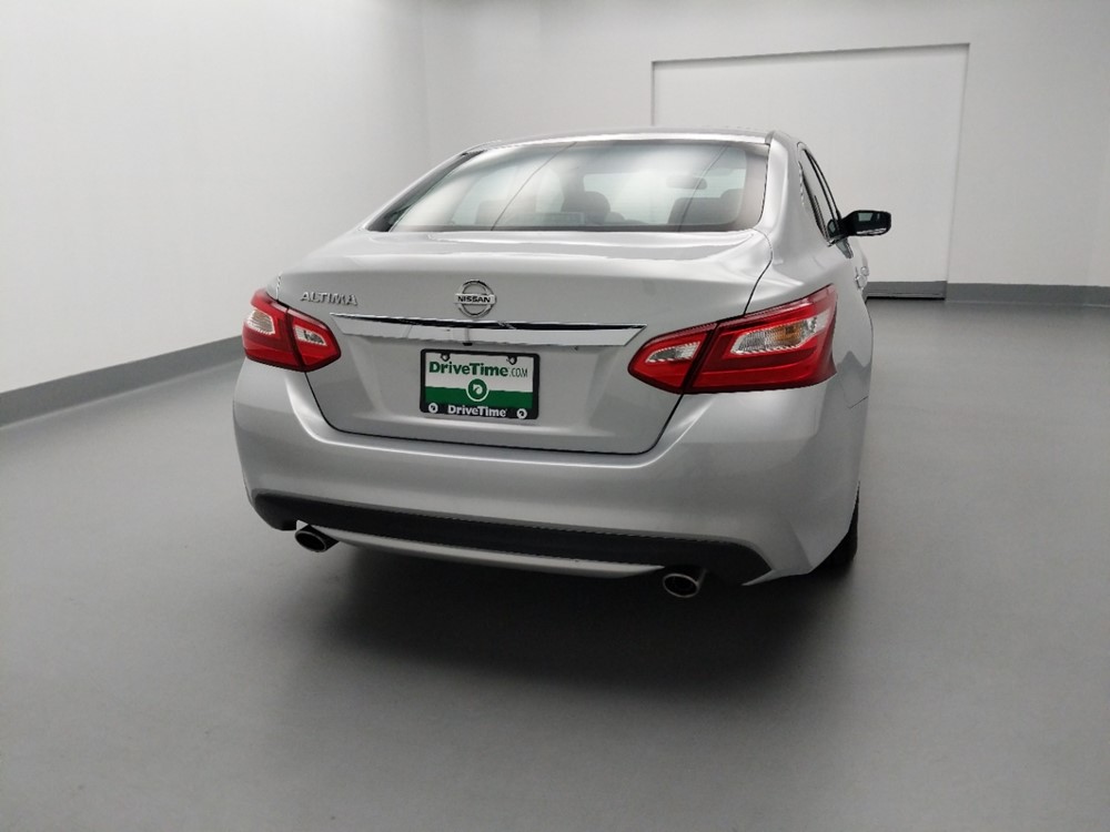 2016 Nissan Altima - Passenger Rear Trunk