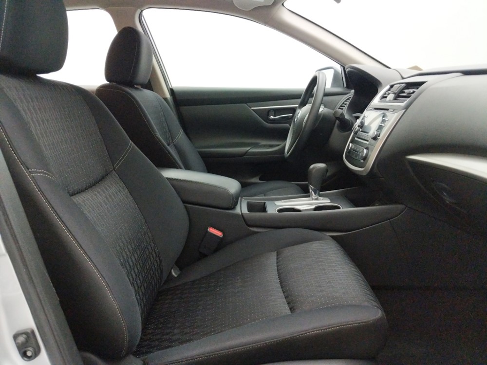 2016 Nissan Altima - Passenger Front Seat