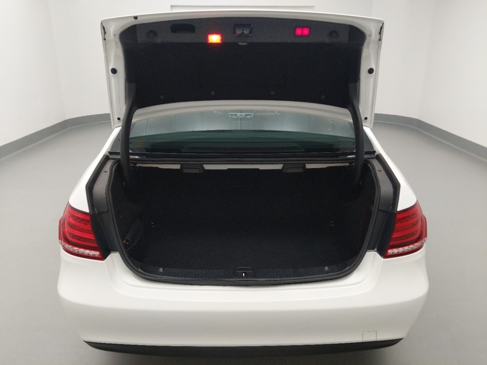 2016 Mercedes-Benz E350 - Trunk