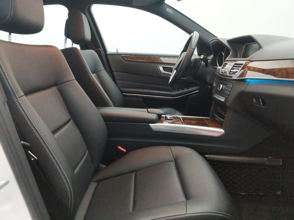 2016 Mercedes-Benz E350 - Passenger Front Seat
