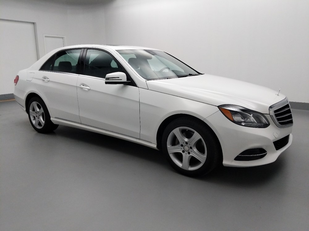 2016 Mercedes-Benz E350 - Passenger Front Side