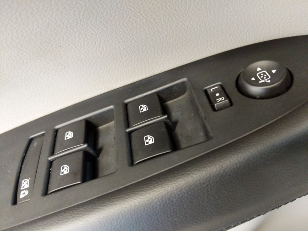 2016 Cadillac ATS - Driver Power Windows/Lock Control