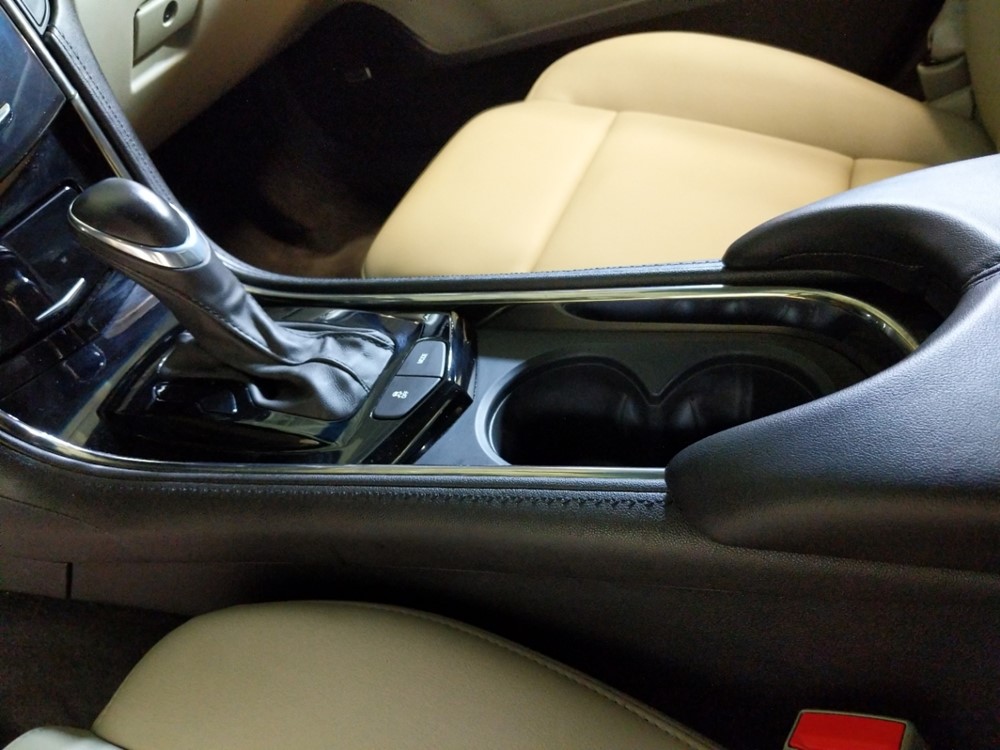 2016 Cadillac ATS - Center Console/Cup Holders