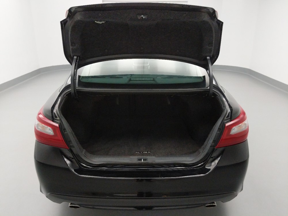 2018 Nissan Altima - Trunk