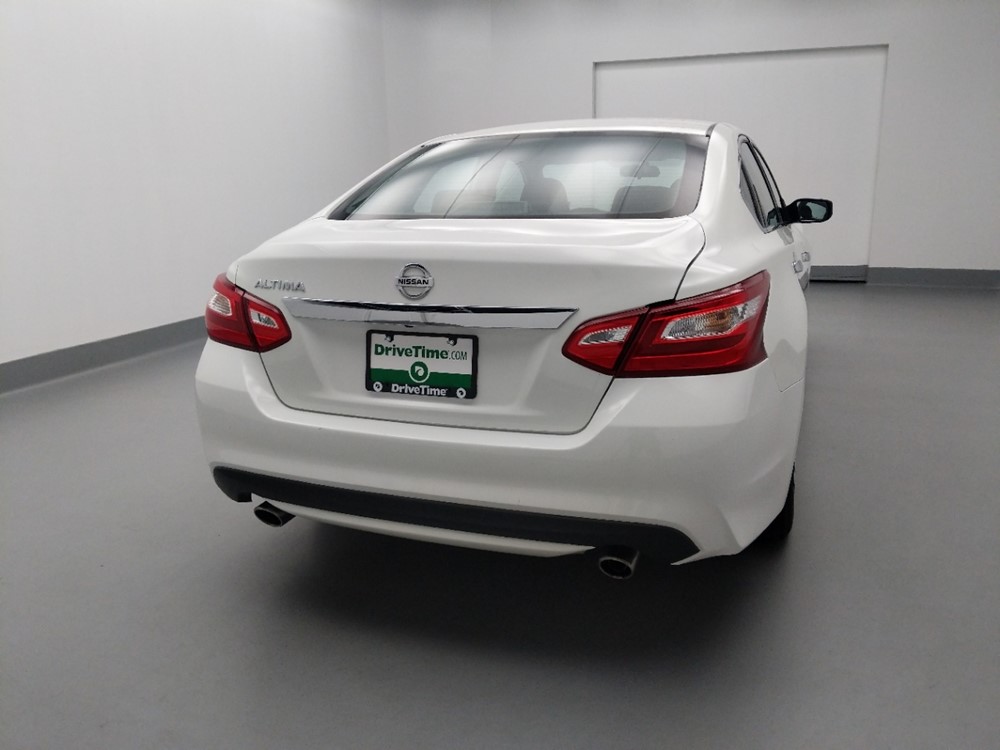 2017 Nissan Altima - Passenger Rear Trunk