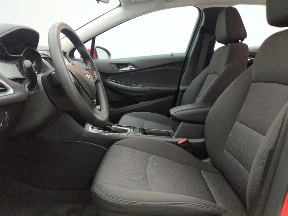 2018 Chevrolet Cruze - Driver Front Seat