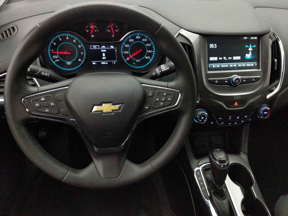 2018 Chevrolet Cruze - Driver Dash