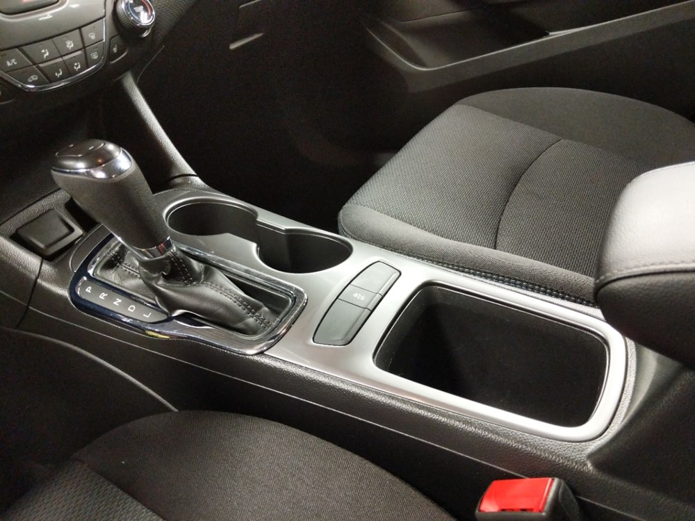 2018 Chevrolet Cruze - Center Console/Cup Holders