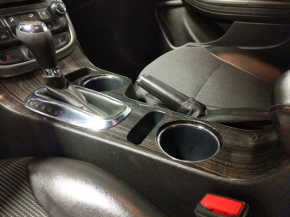2016 Chevrolet Malibu - Center Console/Cup Holders
