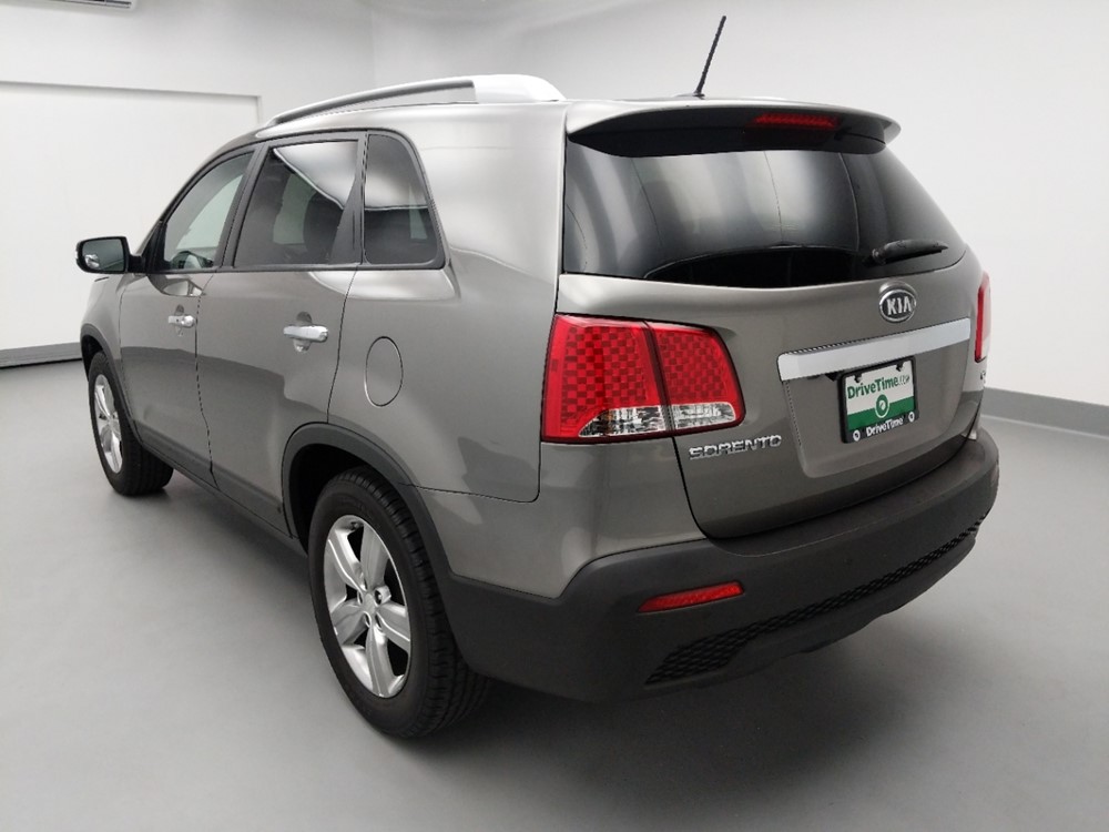 2013 Kia Sorento - Driver Rear Bumper