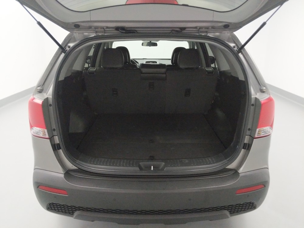 2013 Kia Sorento - Trunk