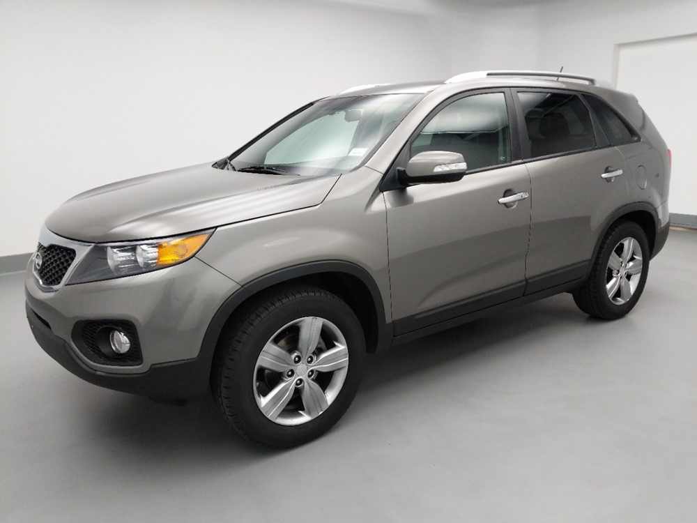 2013 Kia Sorento - Driver Front Side