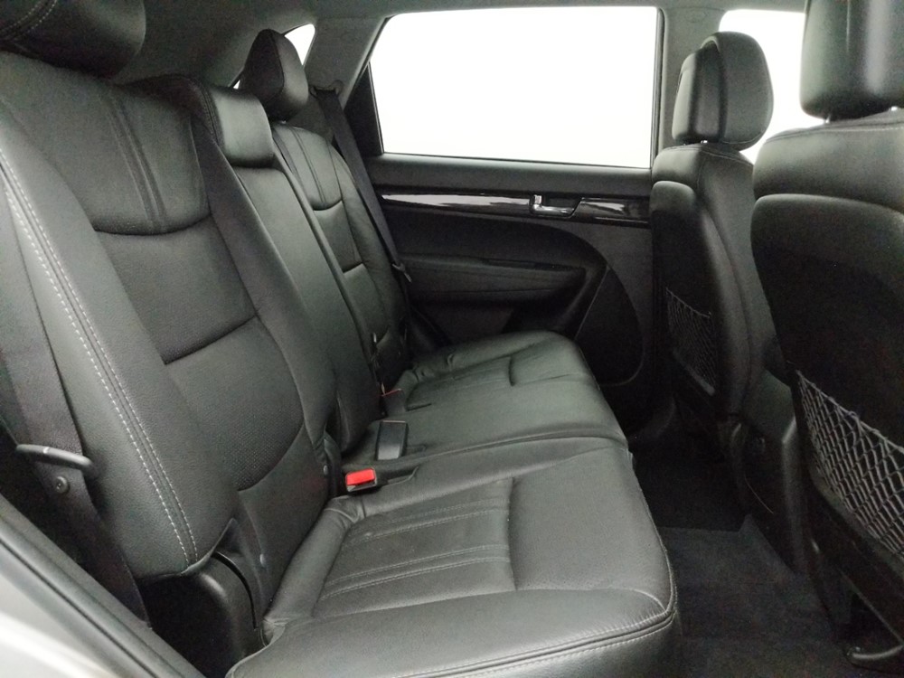 2013 Kia Sorento - Passenger Rear Seat