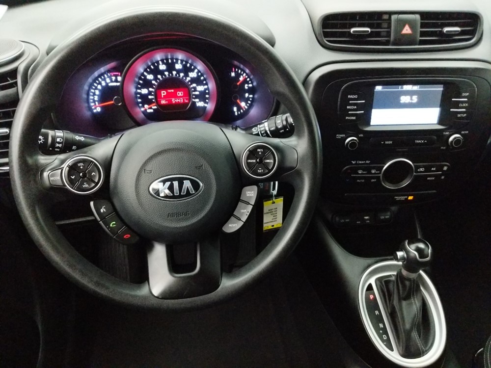 2017 Kia Soul - Driver Dash