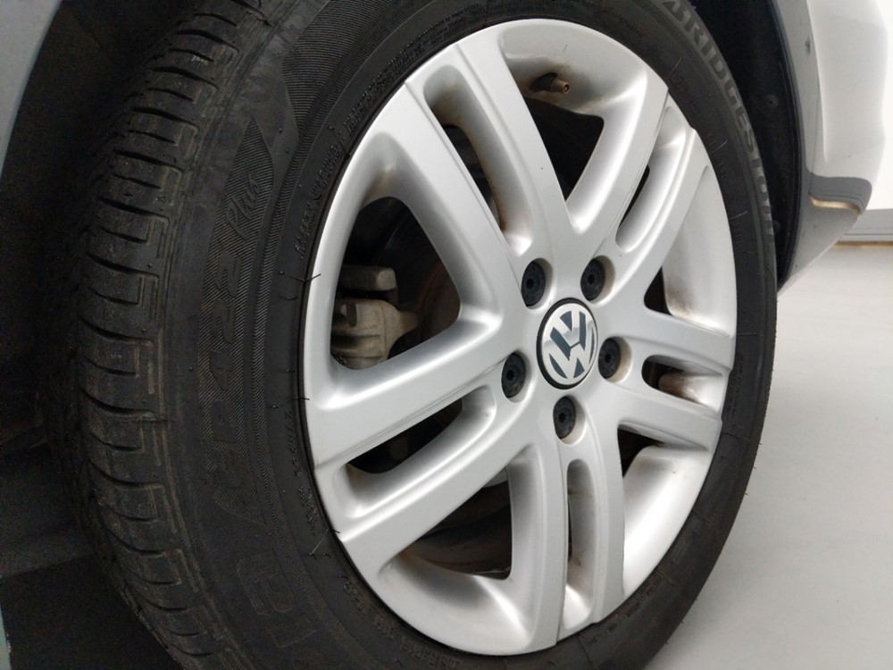 2018 Volkswagen Jetta - Wheel