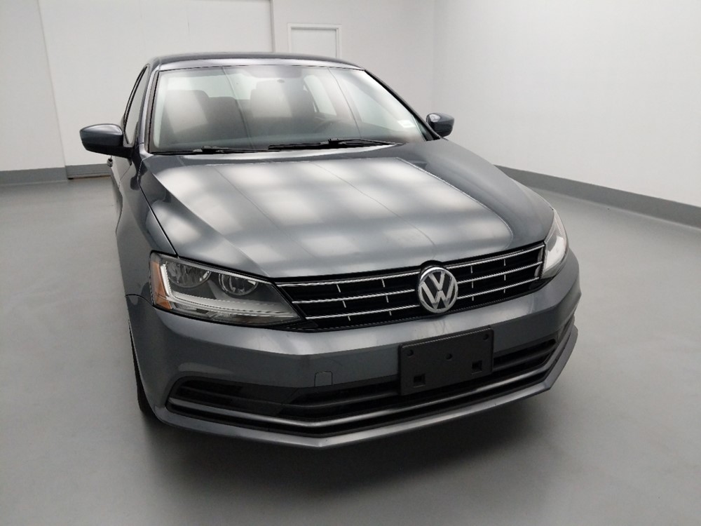 2018 Volkswagen Jetta - Passenger Front Hood
