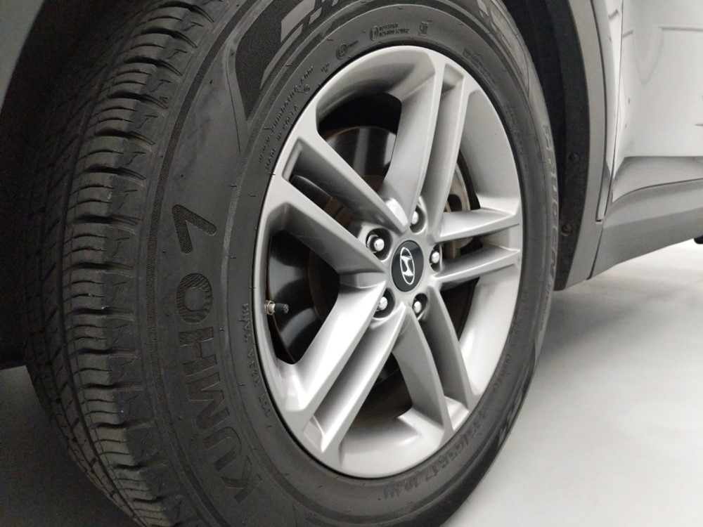2018 Hyundai Santa Fe - Wheel