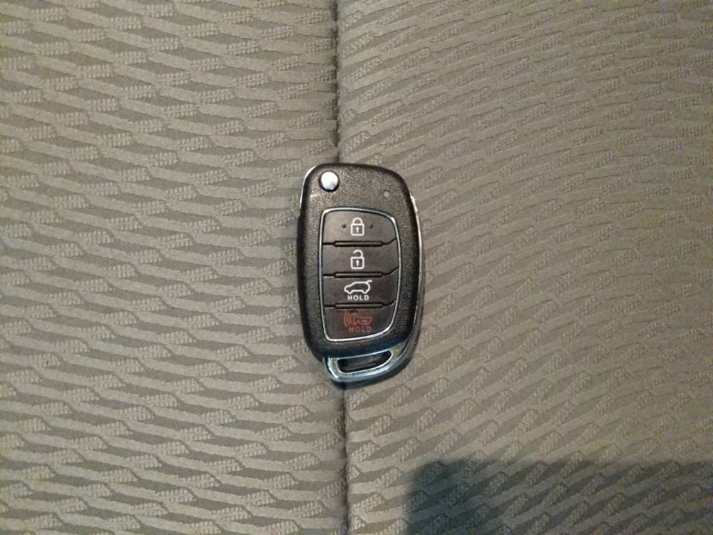2018 Hyundai Santa Fe - Keys
