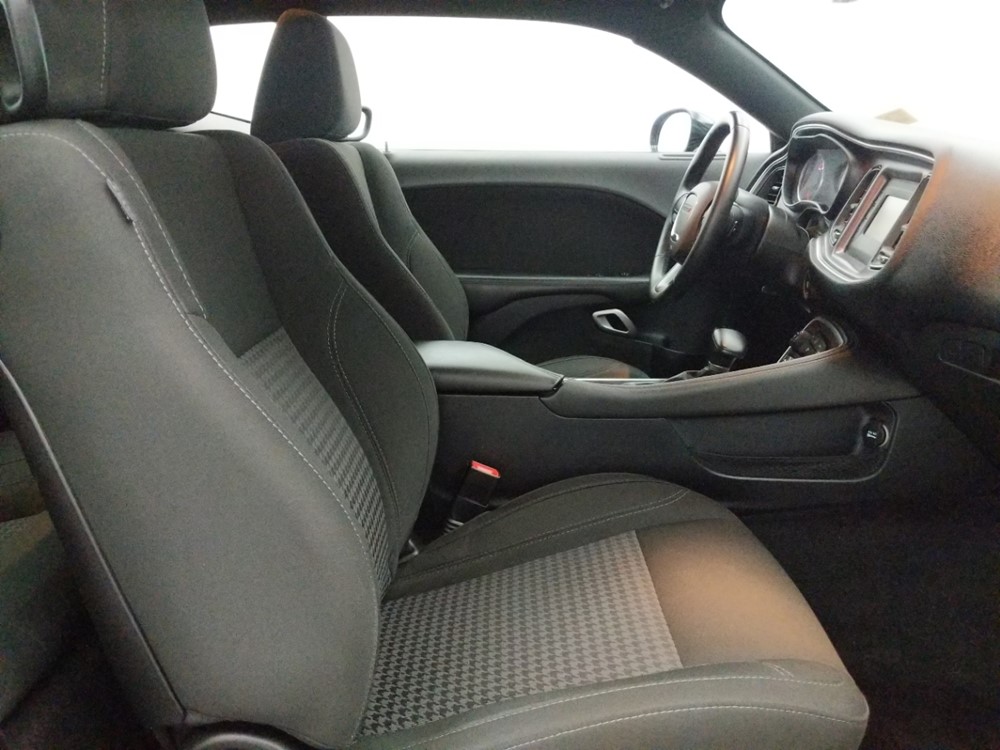 2016 Dodge Challenger - Passenger Front Seat