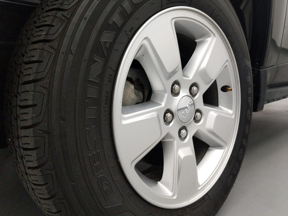 2014 Jeep Compass - Wheel