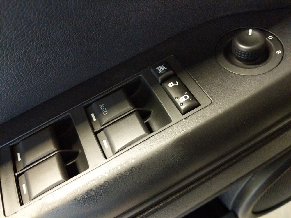 2014 Jeep Compass - Driver Power Windows/Lock Control