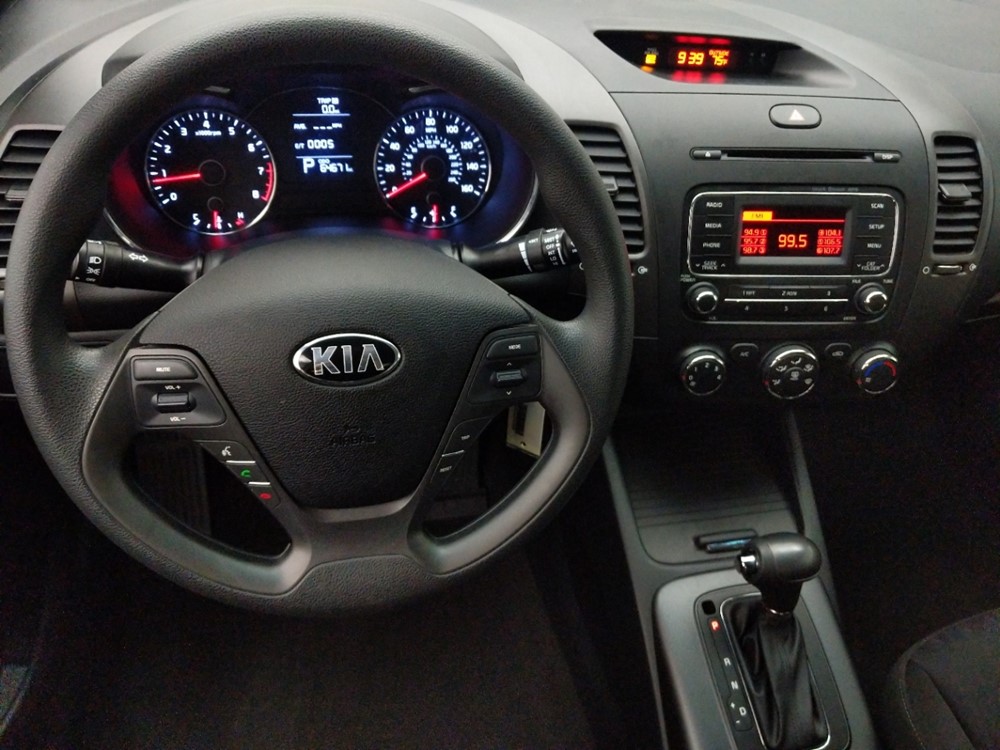 2016 Kia Forte - Driver Dash