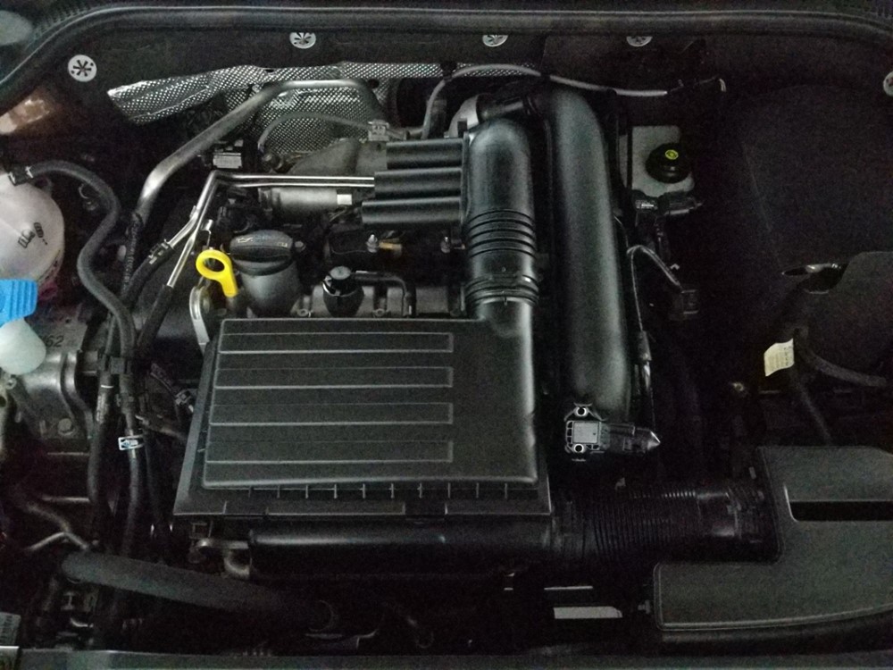 2017 Volkswagen Jetta - Engine