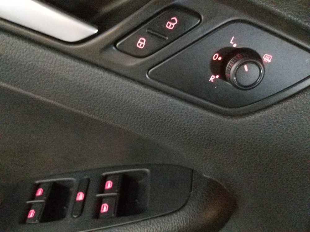 2017 Volkswagen Jetta - Driver Power Windows/Lock Control