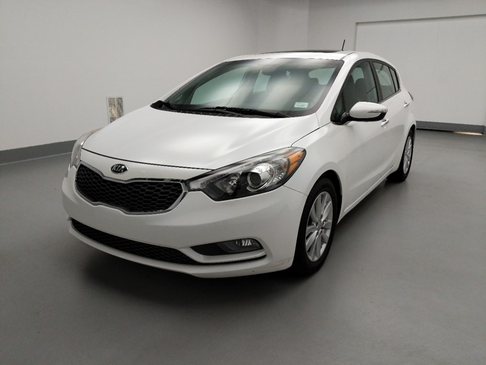 Used 2015 Kia Forte5 Driver Front Bumper