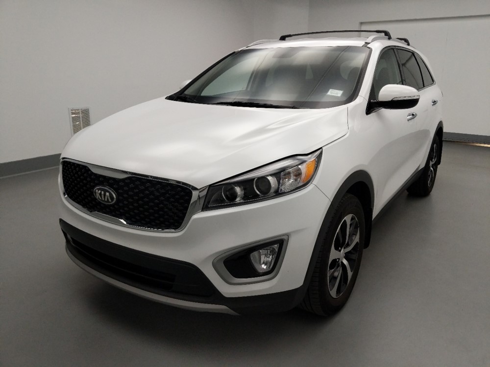 Used 2017 Kia Sorento Driver Front Bumper