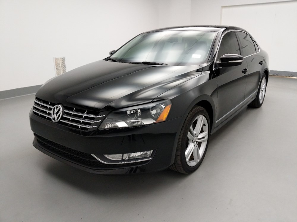 Used 2015 Volkswagen Passat Driver Front Bumper