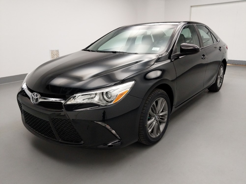 Used 2017 Toyota Camry Driver Front Bumper