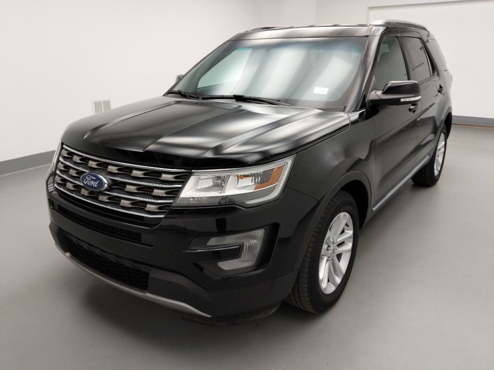 Used 2017 Ford Explorer Driver Front Bumper