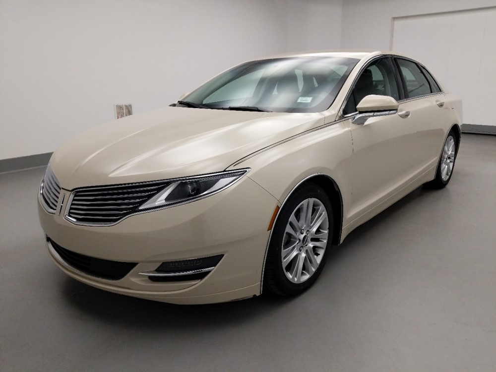 Used 2016 Lincoln MKZ Driver Front Bumper