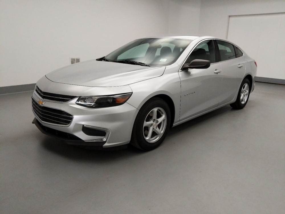Used 2017 Chevrolet Malibu Driver Front Bumper