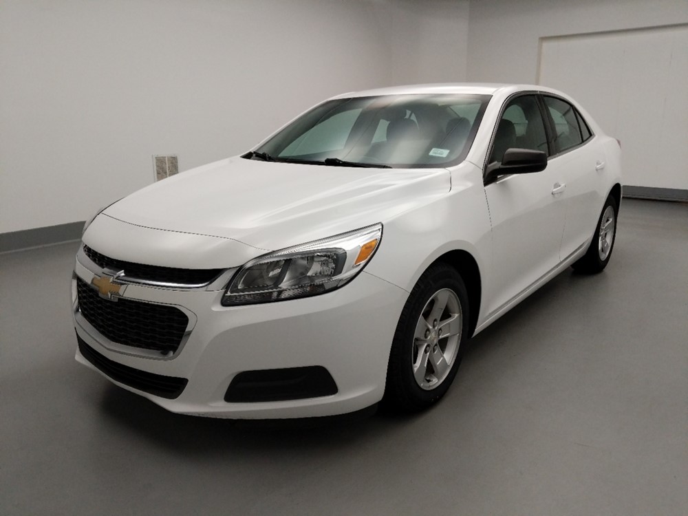 Used 2016 Chevrolet Malibu Driver Front Bumper