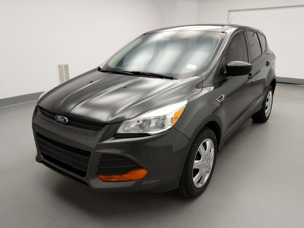 Used 2016 Ford Escape Driver Front Bumper