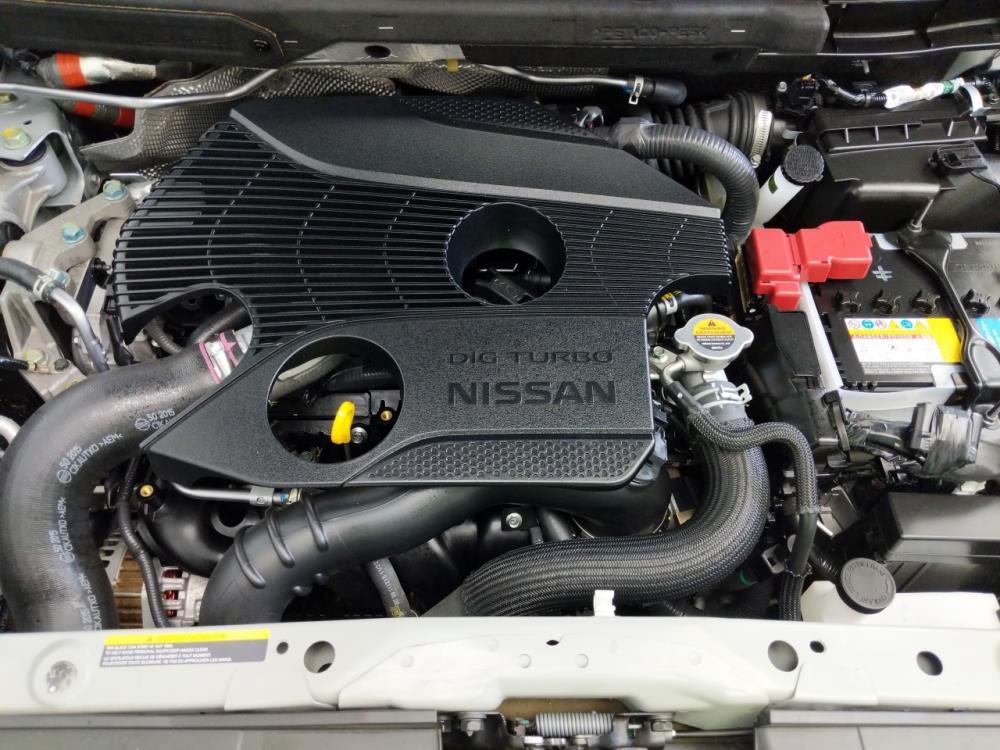 2016 Nissan JUKE - Engine