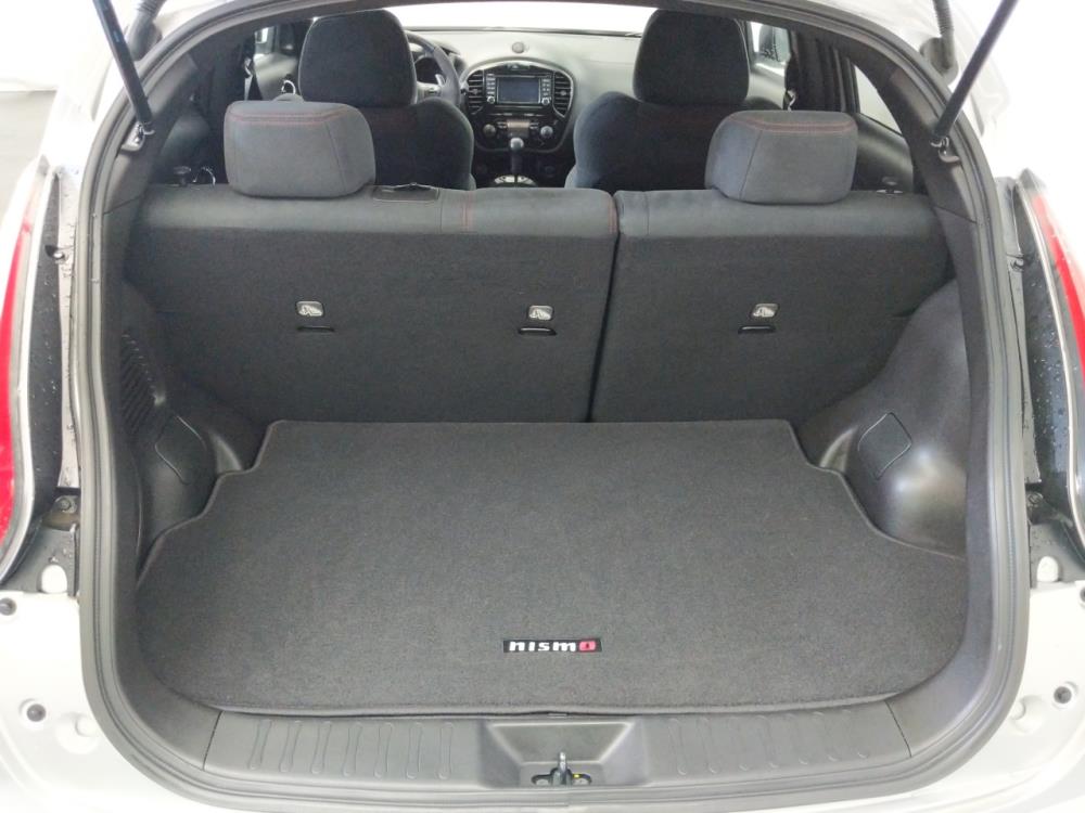 2016 Nissan JUKE - Trunk
