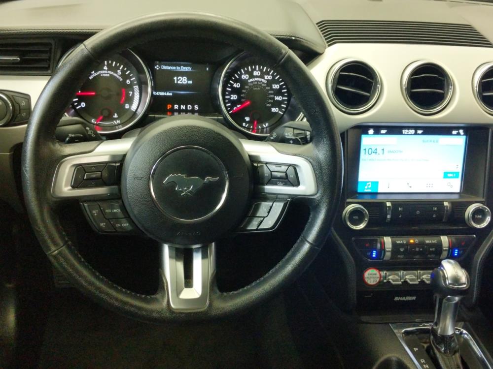 2016 Ford Mustang - Driver Dash