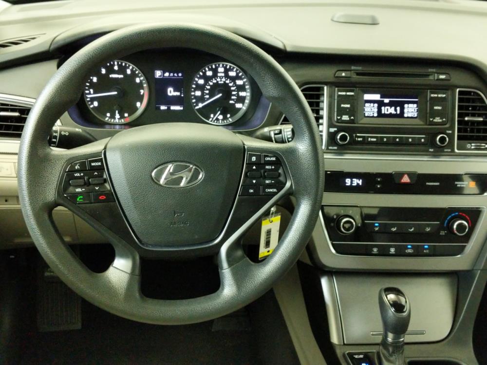 2016 Hyundai Sonata - Driver Dash